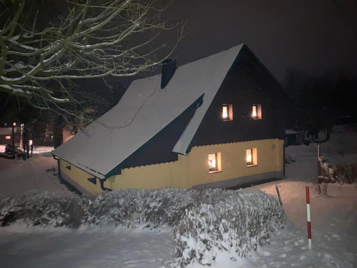 Ferienhaus Tooren Altenberg ภายนอก รูปภาพ